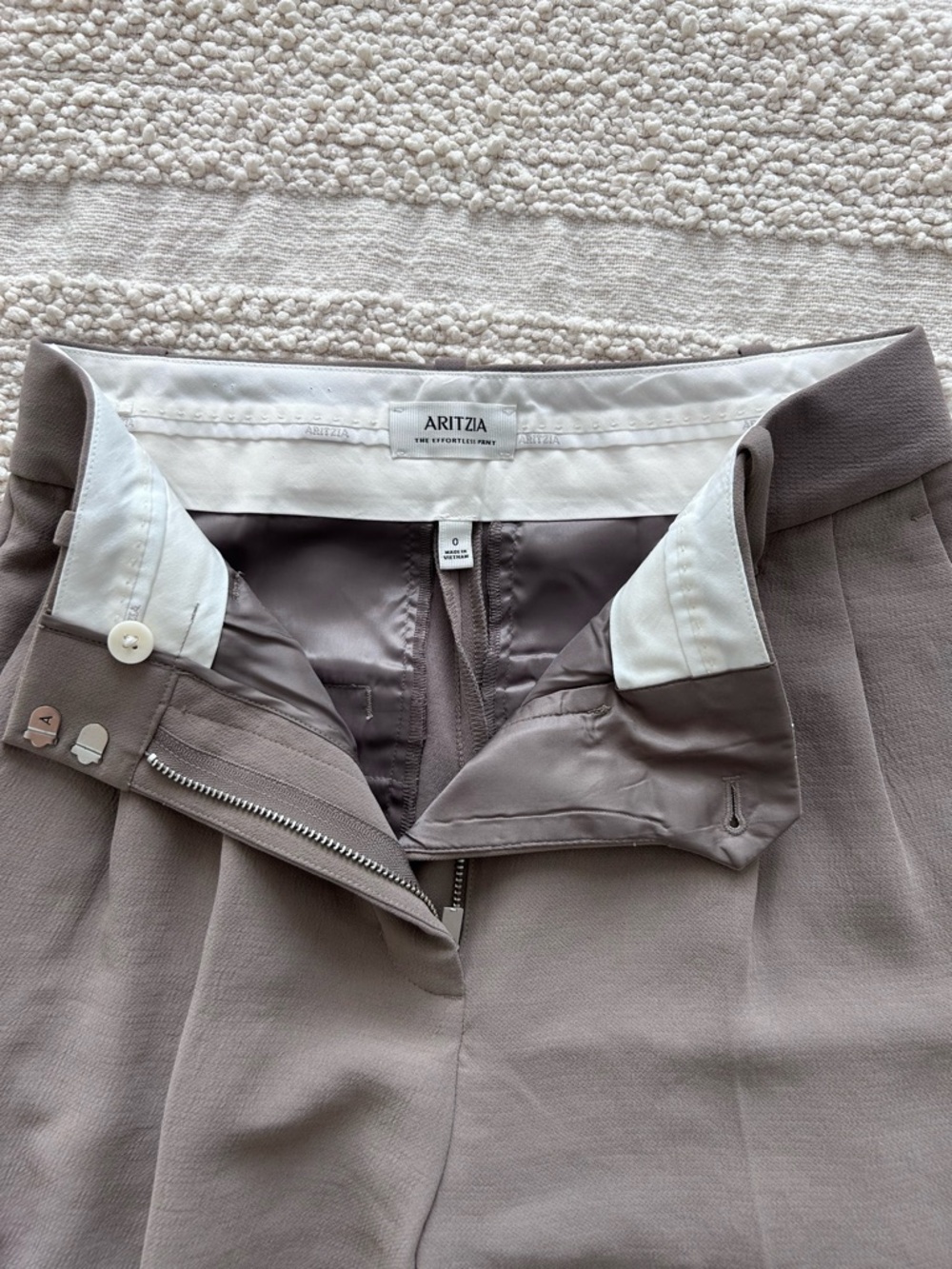 Aritzia Tailored Ankle Pants in Taupe Gray